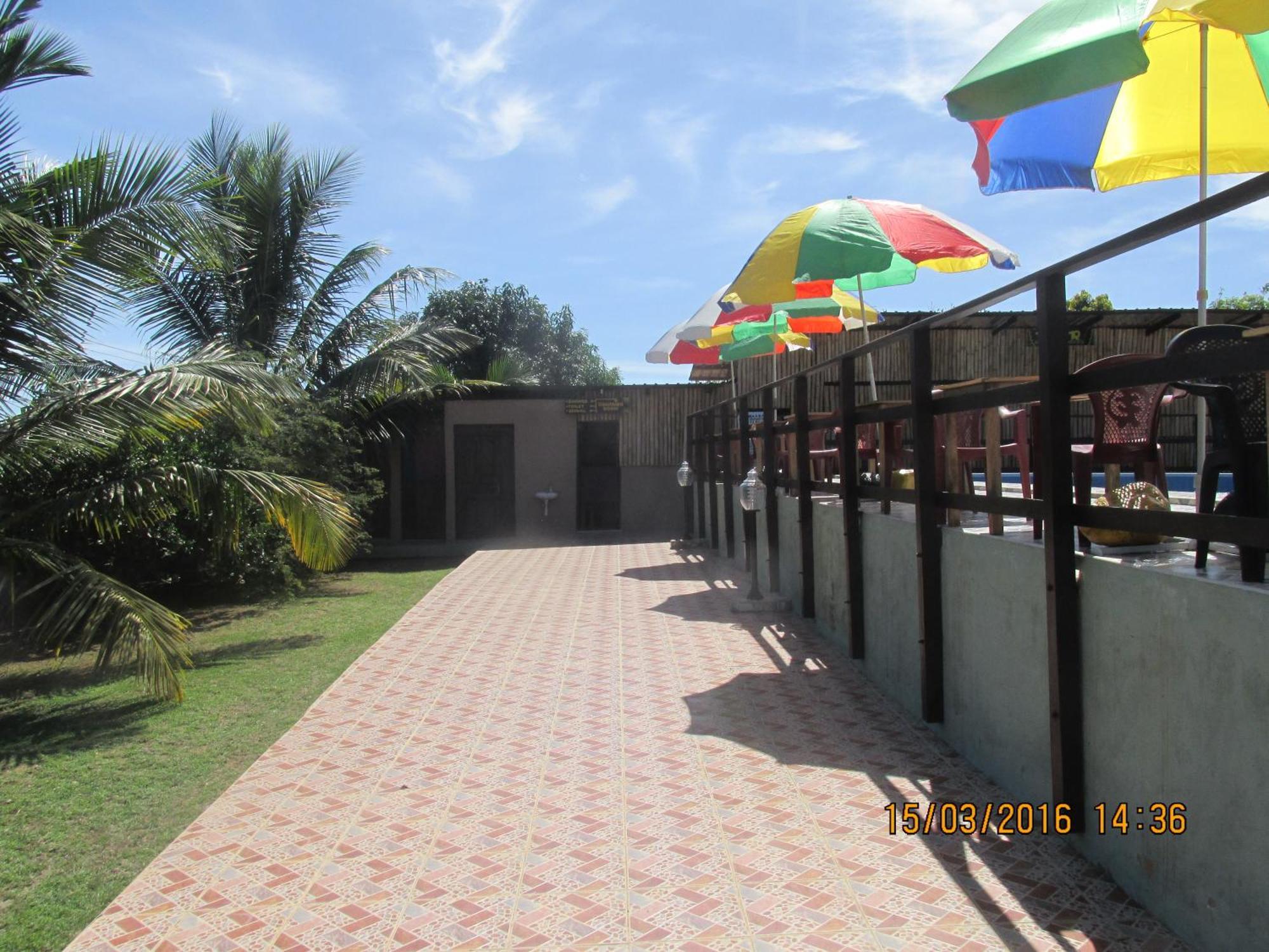 Jamaica Inn Guest House Botianaw Exteriör bild